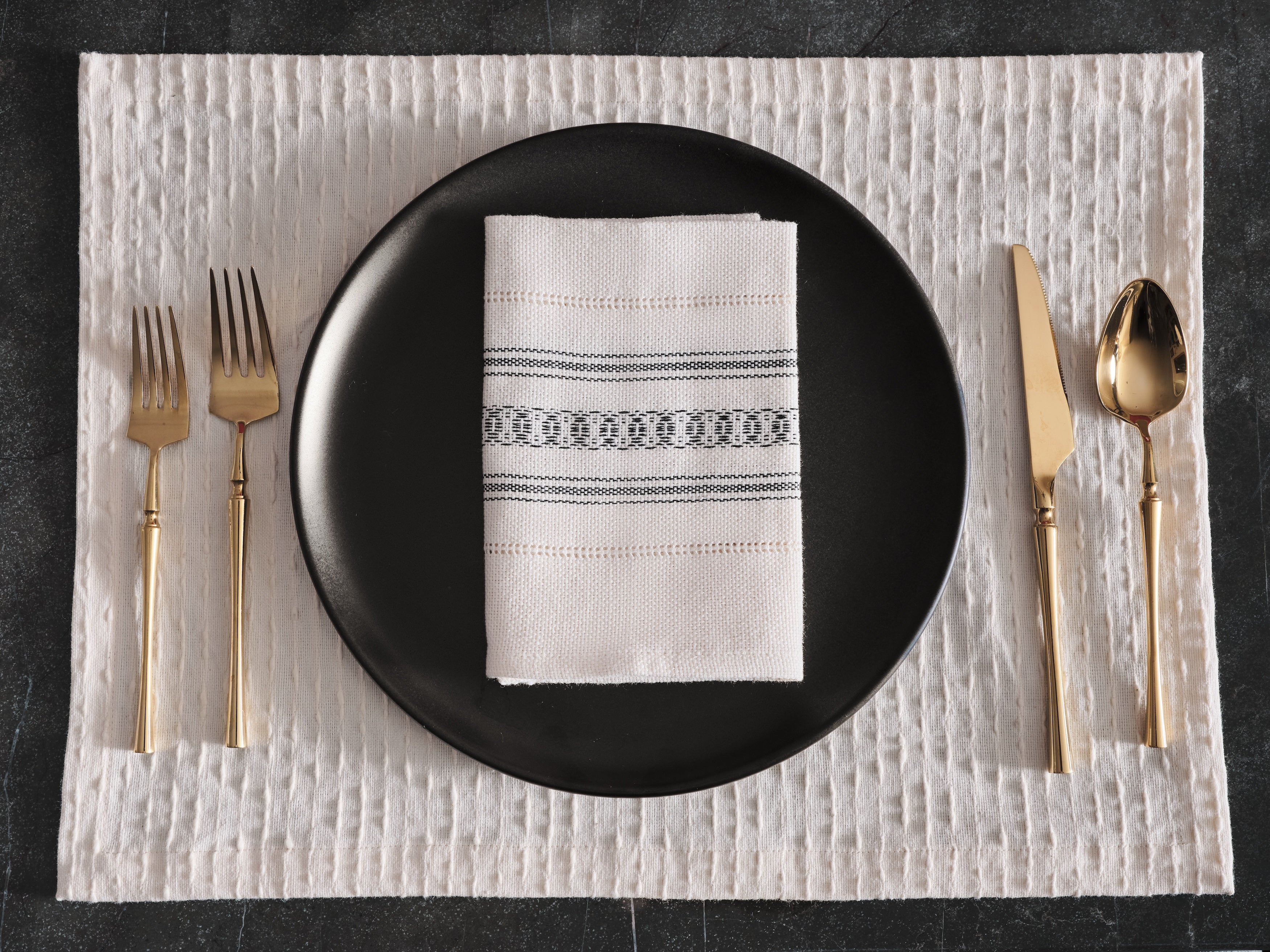 La Base – Claro Handwoven Placemat (Set of 6)